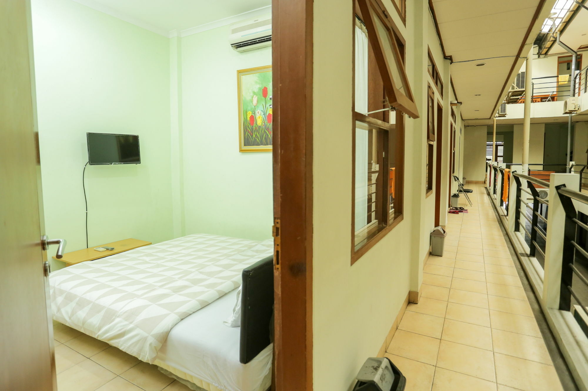 Hotel Reddoorz Near Sukajadi Bandung Exterior foto